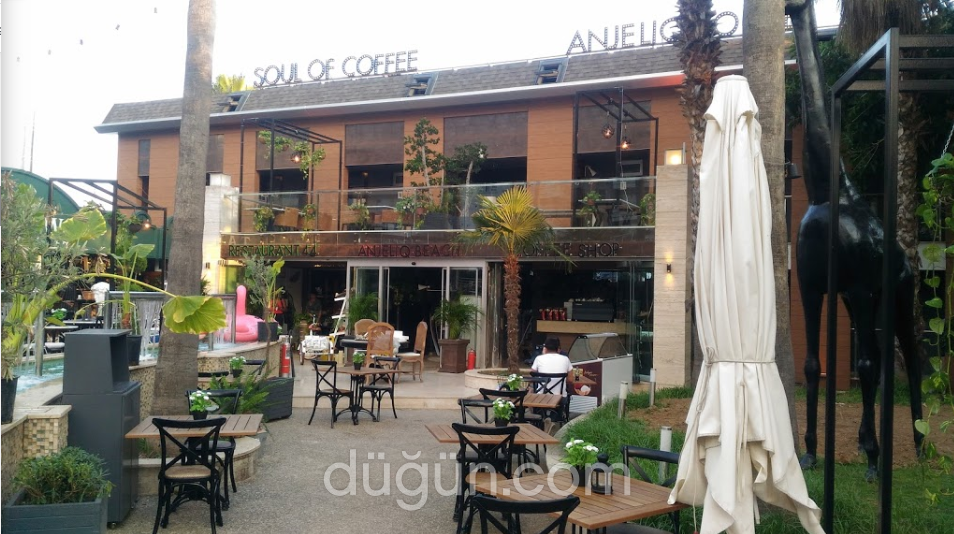 Anjeliq House Hotel