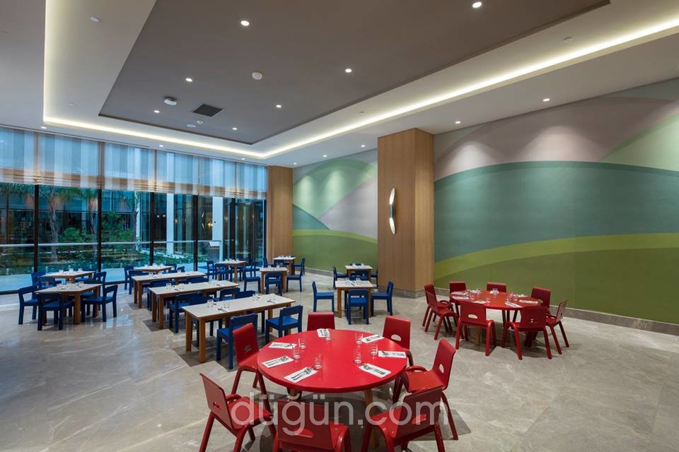 Trendy Lara Hotel