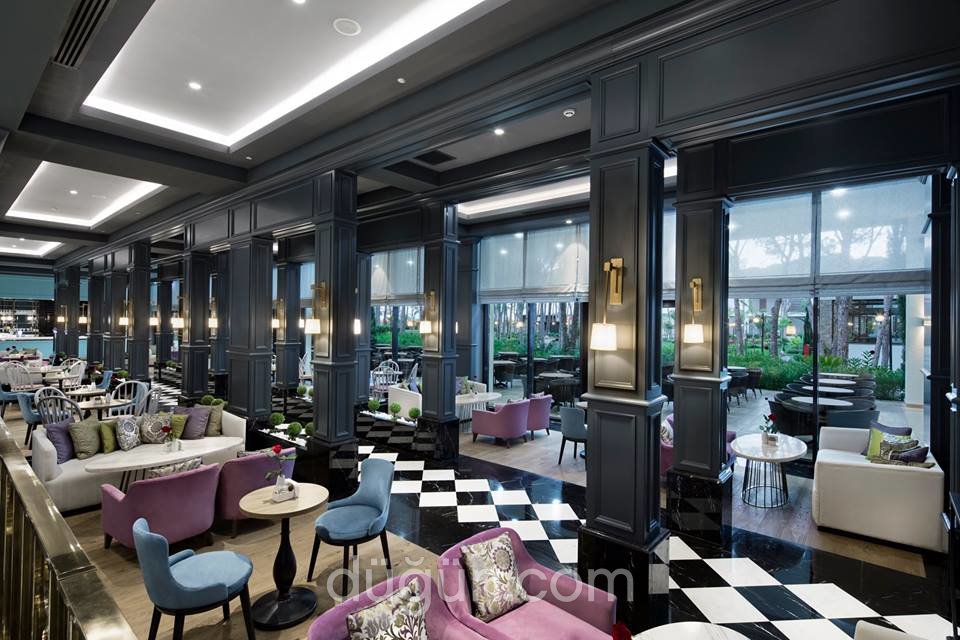 Trendy Lara Hotel