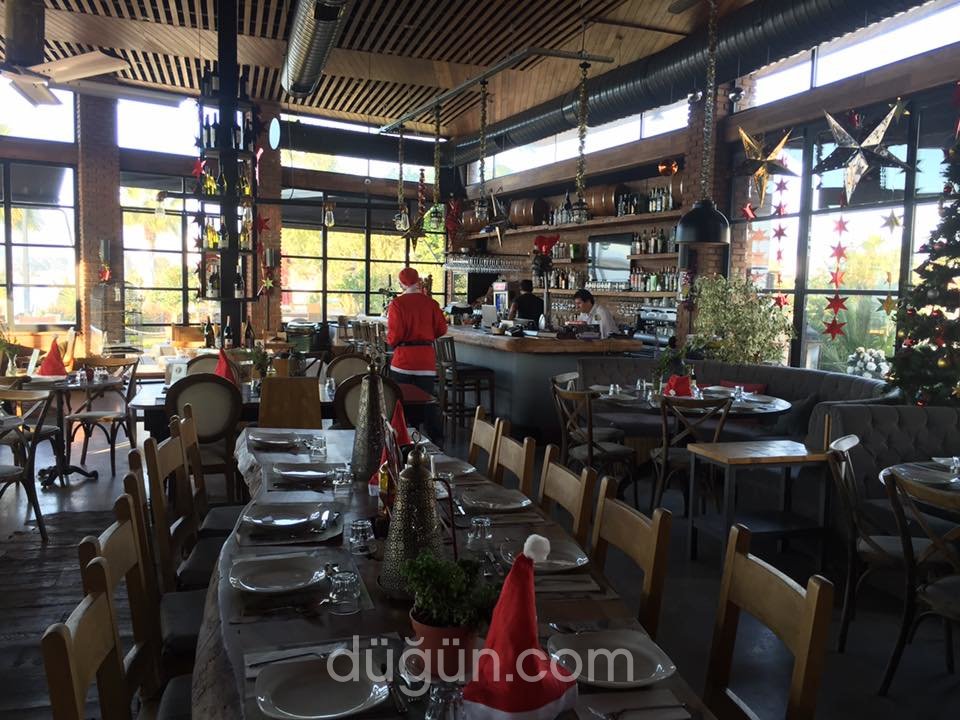Mancero Kitchen & Bar