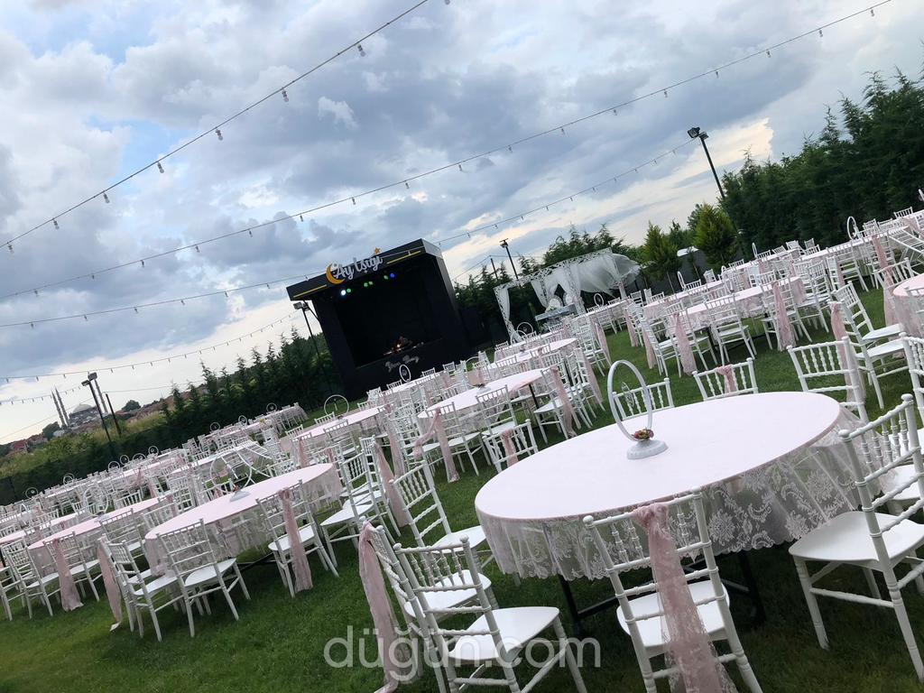 Ayışığı Kır Bahçesi