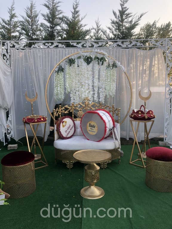 Ayışığı Kır Bahçesi