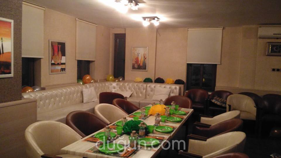 Antik Cafe & Restaurant