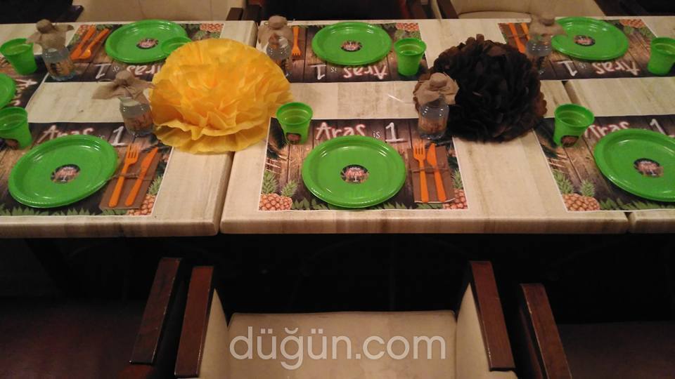 Antik Cafe & Restaurant