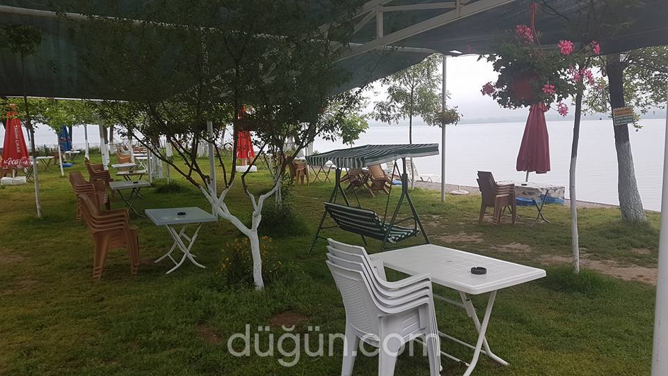 Eşme Bostanlar Cafe