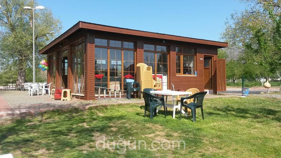 Eşme Bostanlar Cafe
