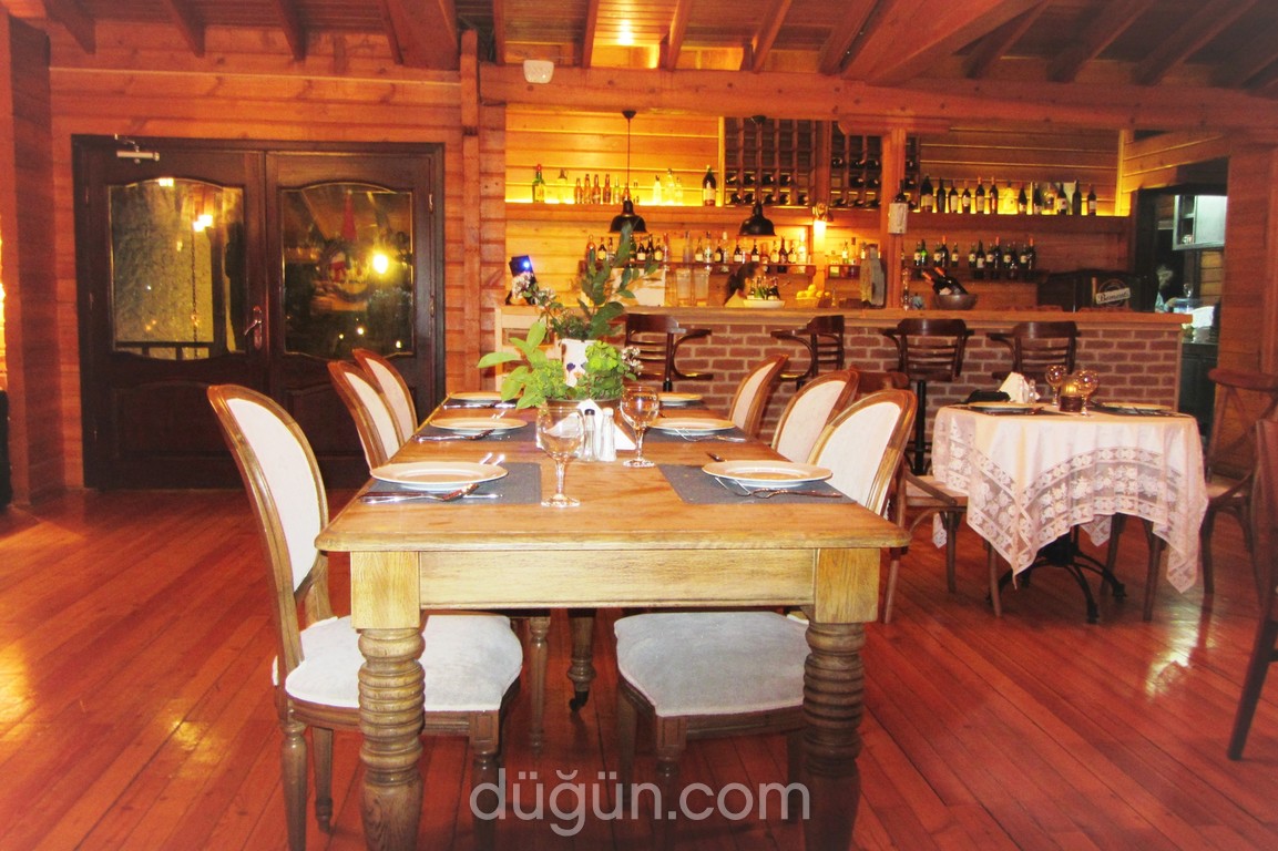 Robin's Nest Eco Resort