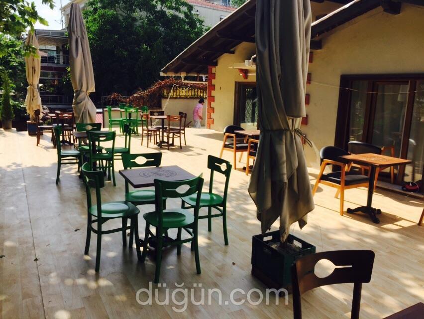 Brooklyn Cafe & Bistro