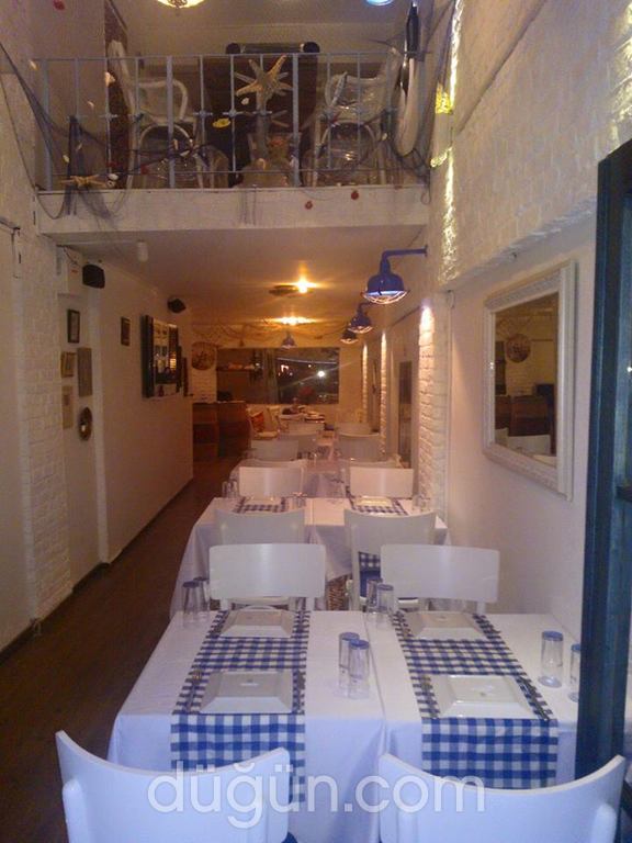 Kırıkkadeh Meyhanesi