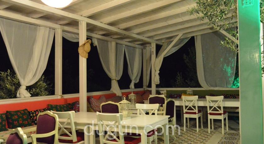 Aeneas Boutique Hotel