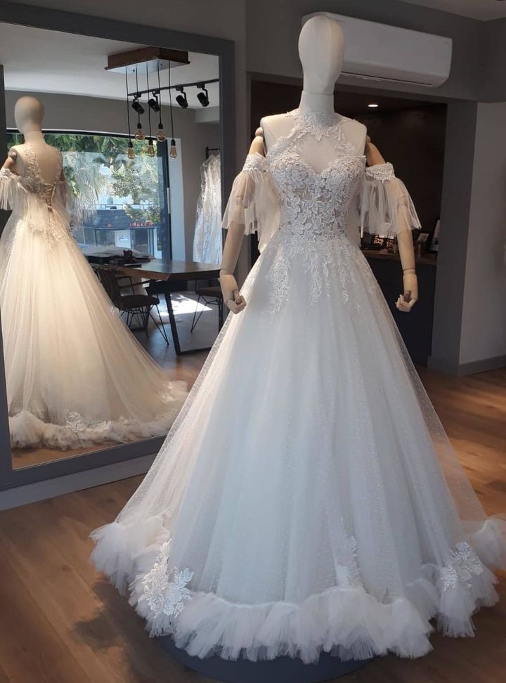 MFC 32 Prenses Kesim Halter Yaka Modern Gelinlik