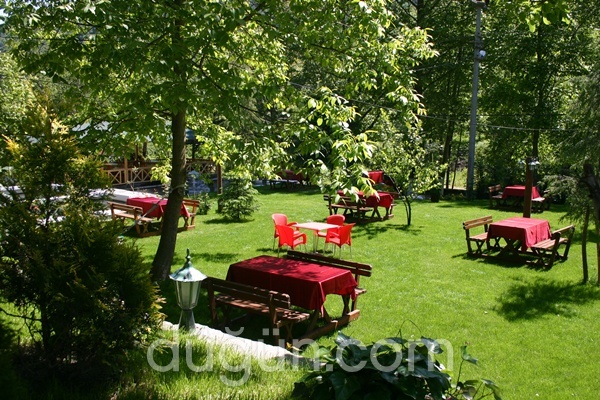 Özde Alabalık Dağ Evi