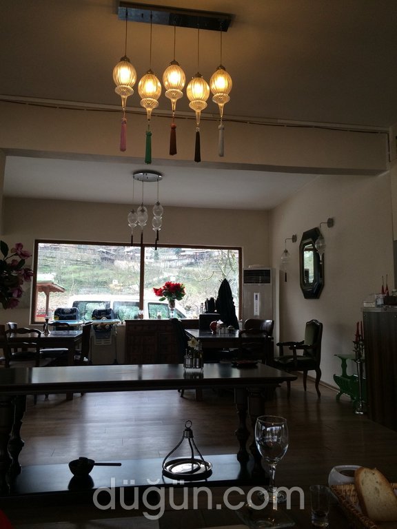 Şerbet Cafe & Restaurant