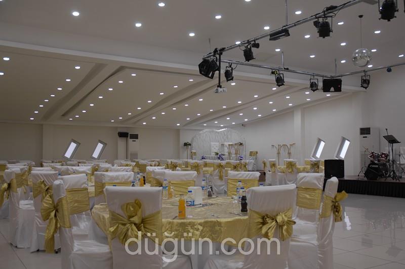 Öztürk Düğün Salonu