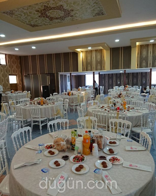 Karapürçek Sultan Sarayı