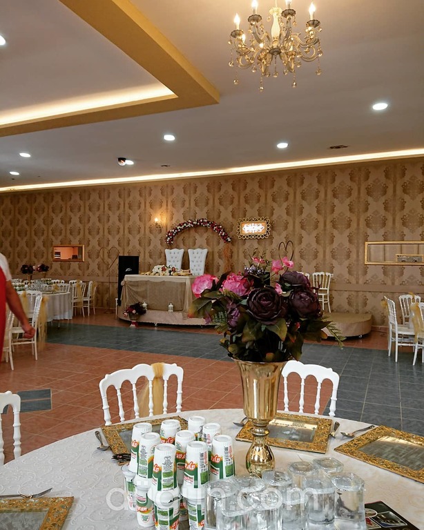 Karapürçek Sultan Sarayı