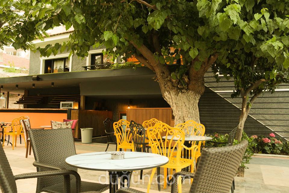 Buenas Bistro & Lounge