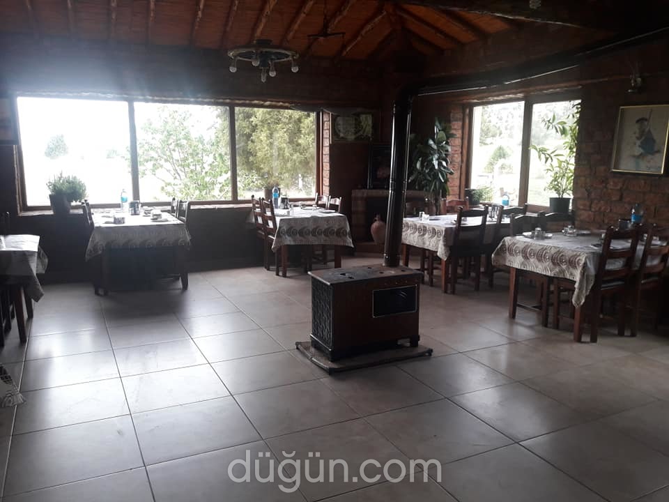 Kızılören Kirazlı Bahçe