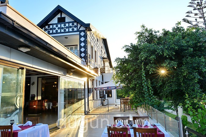 The Ship Inn Hotel