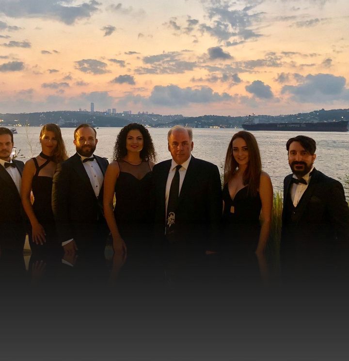 Özgen Akçagül Blue Note Orkestrası
