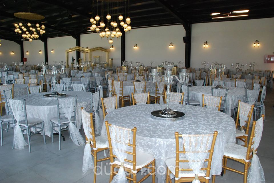 Rönesans Toplantı ve Düğün Salonu
