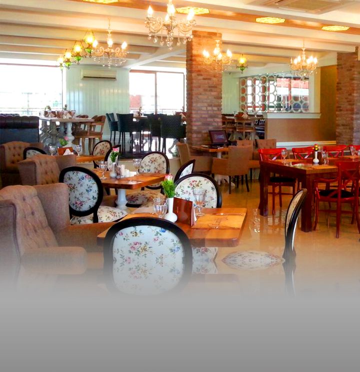Lunch Chef Restaurant