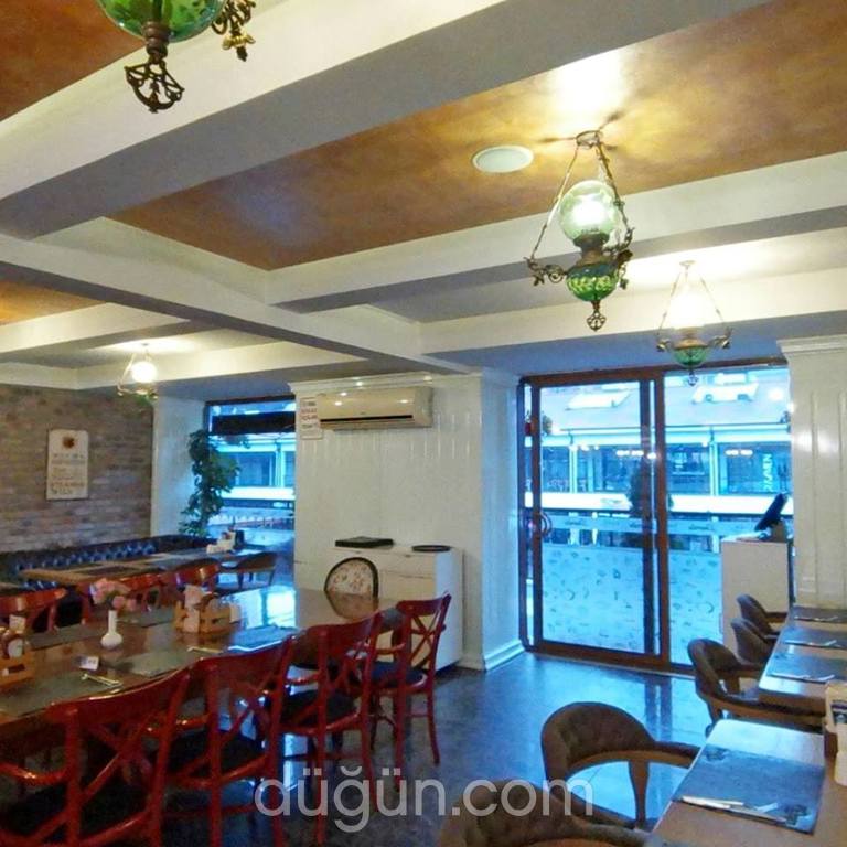 Lunch Chef Restaurant