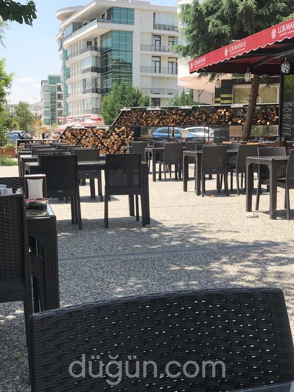 Lokmahane Çarşı