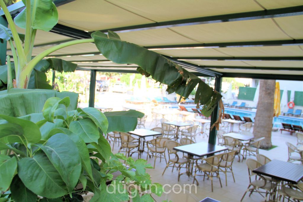 Temple Miletos Hotel