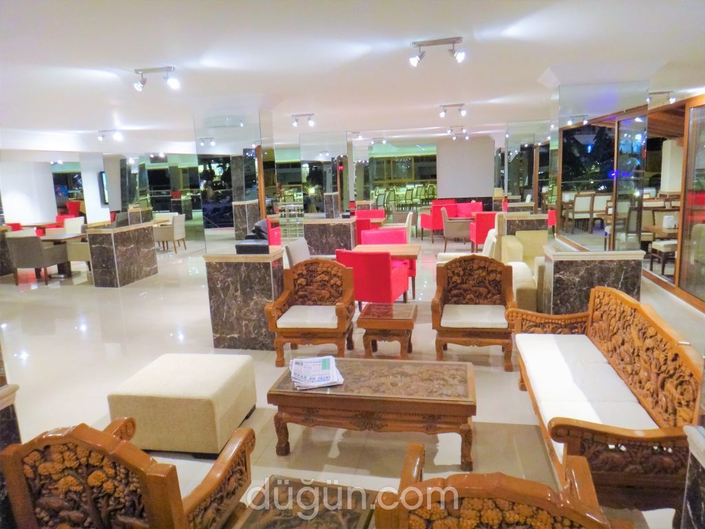 Temple Miletos Hotel