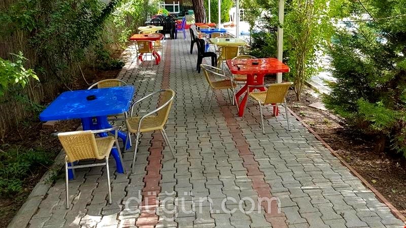 Silver Pine Hotel