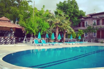 Nicholas Garden Hotel