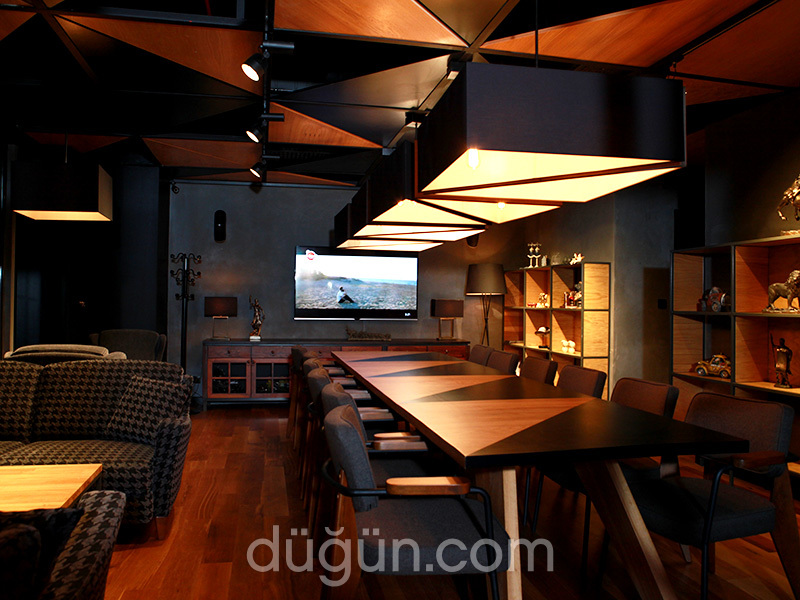 Rubik's Cafe & Bistro