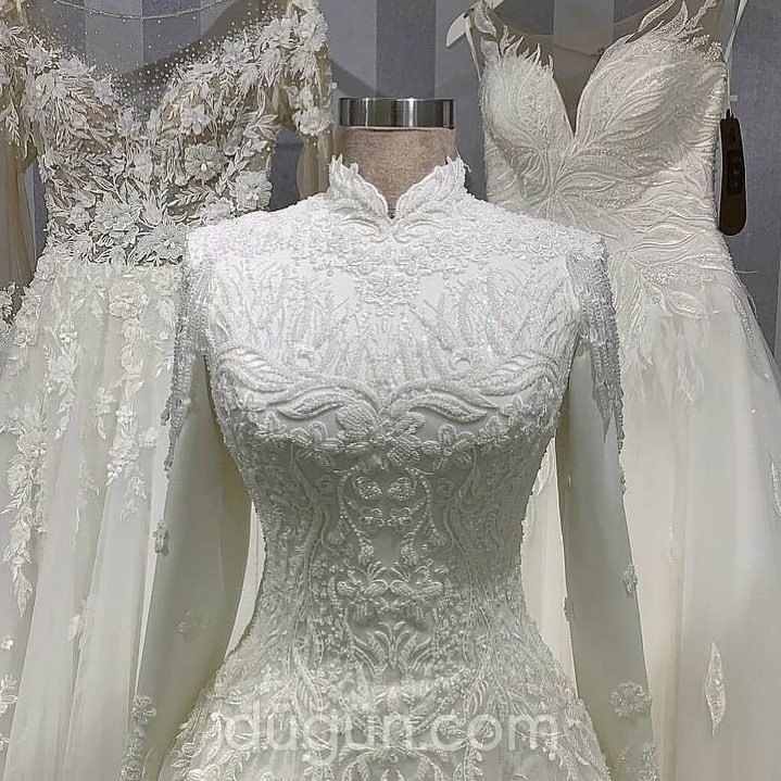 D6 Wedding Dress
