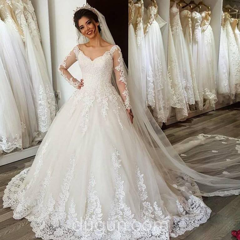 Elmalı Moda Evi Gelinlik İzmir