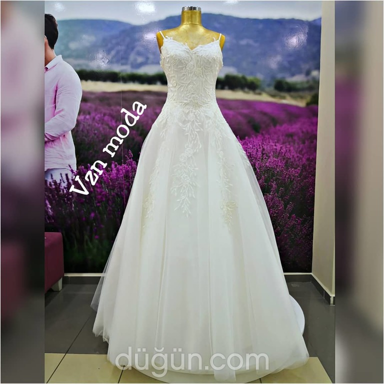 VZN Moda & Gelinlik 7 A kesim V yaka Romantik gelinlik