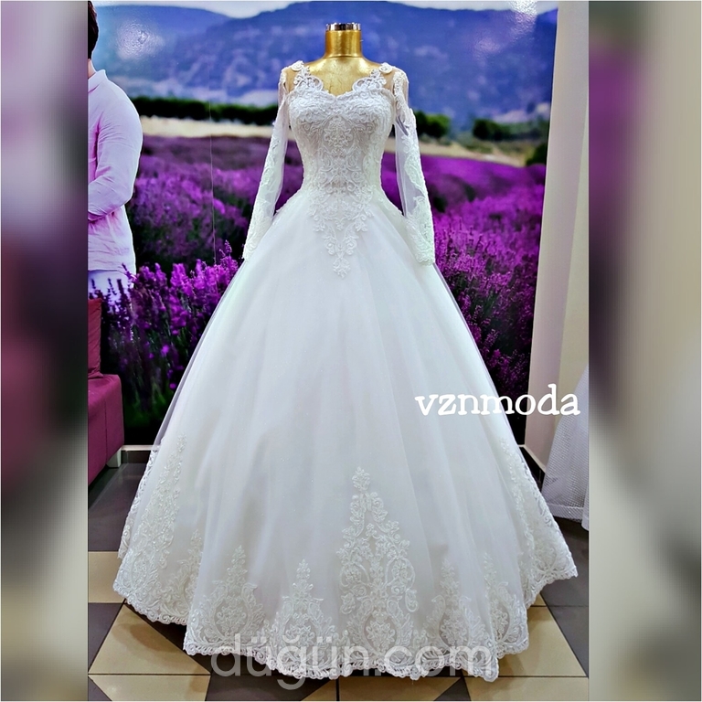 VZN Moda & Gelinlik 15 Prenses kesim V yaka Romantik gelinlik