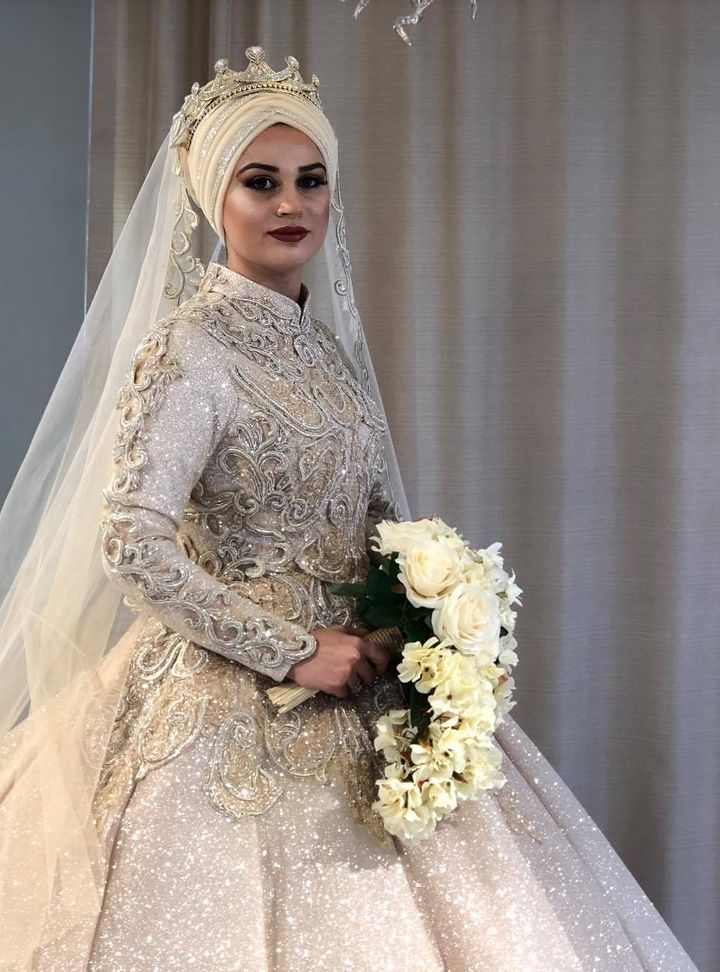 Gülnaz Yıldırım Gelinlik 44