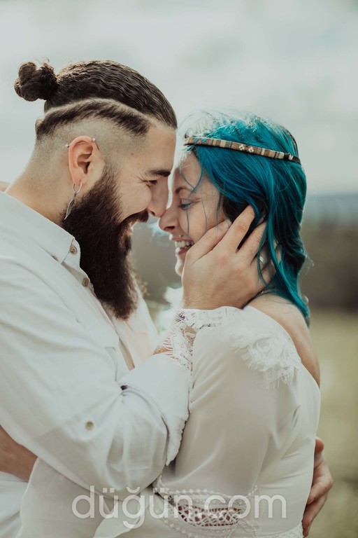 Kalbimizde Düğün Var