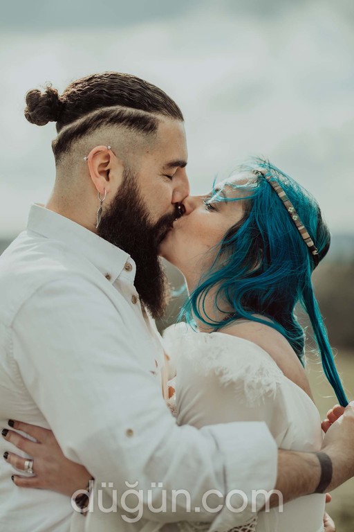 Kalbimizde Düğün Var