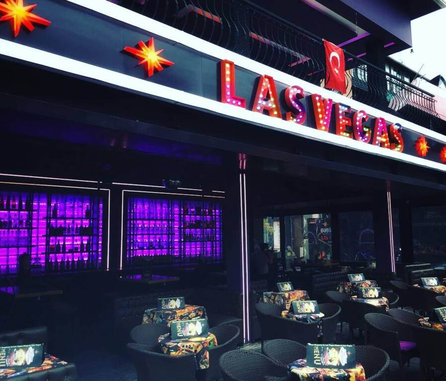 Las Vegas Cafe & Bar