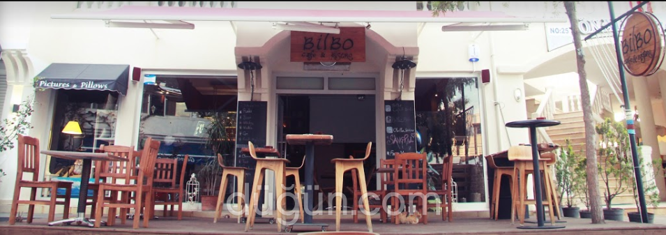 Bilbo Cafe & Bistro