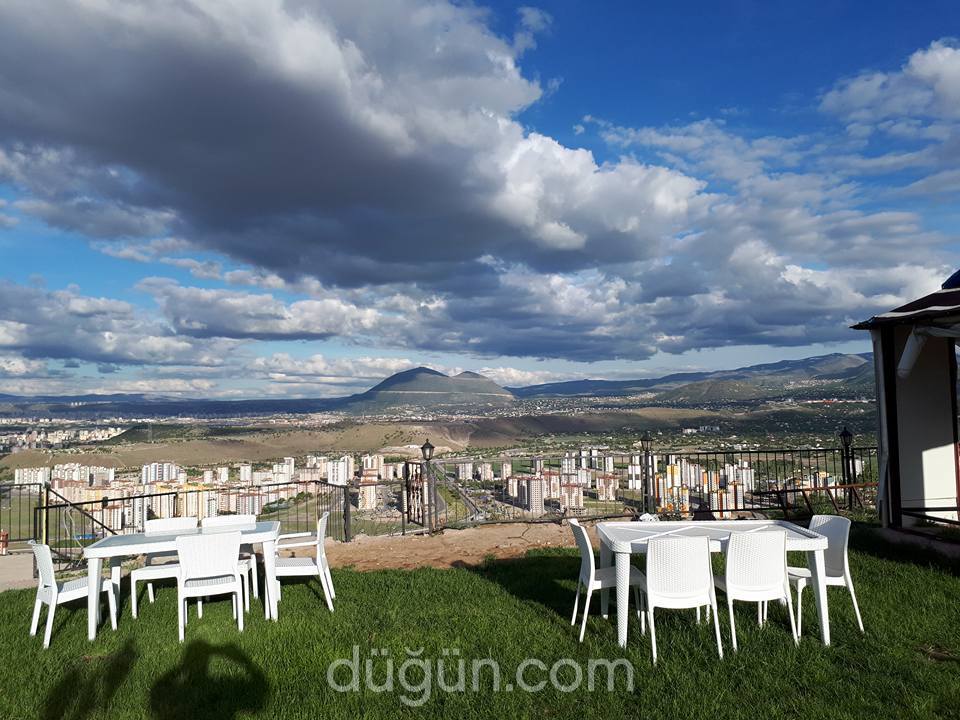 Şahin Tepesi Kır Bahçesi