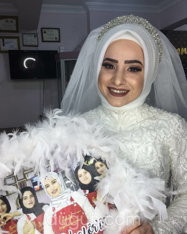 Ceren Gelinlik & Kuaför Salonu