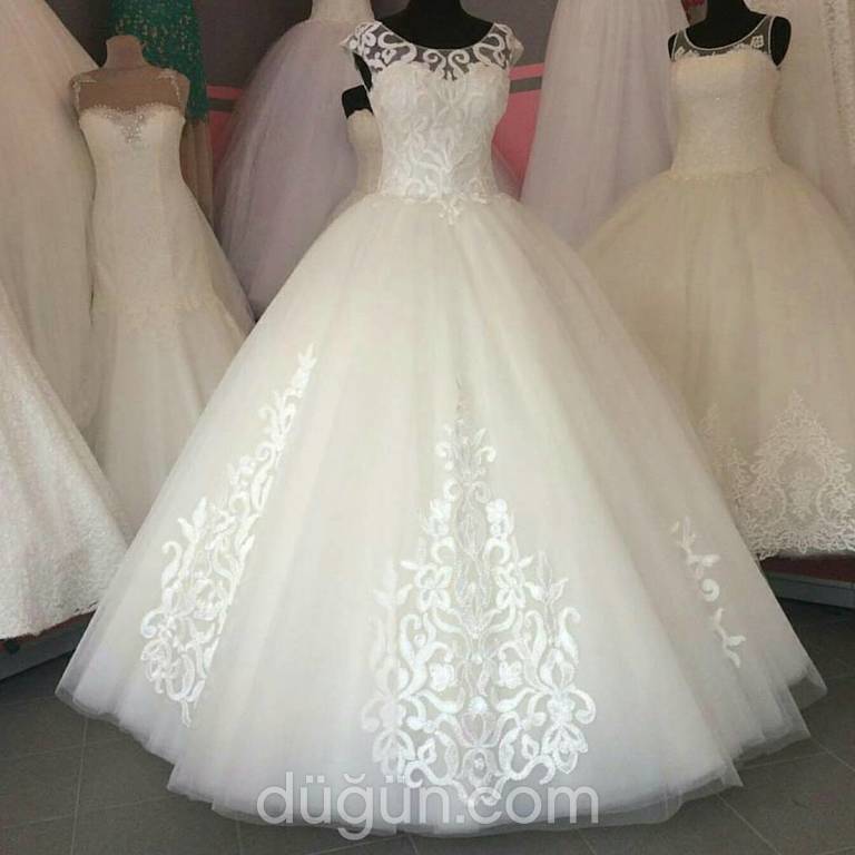 Ebruli Gelinlik ve Moda Evi