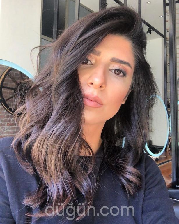 Hair & Makeup Saloon by Özge