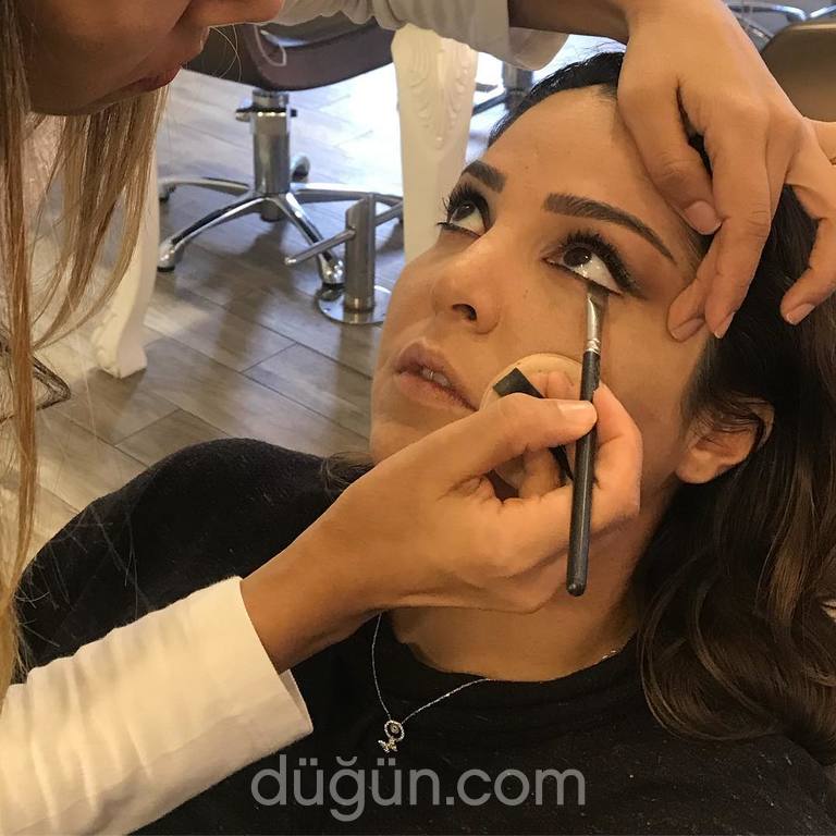 Hair & Makeup Saloon by Özge
