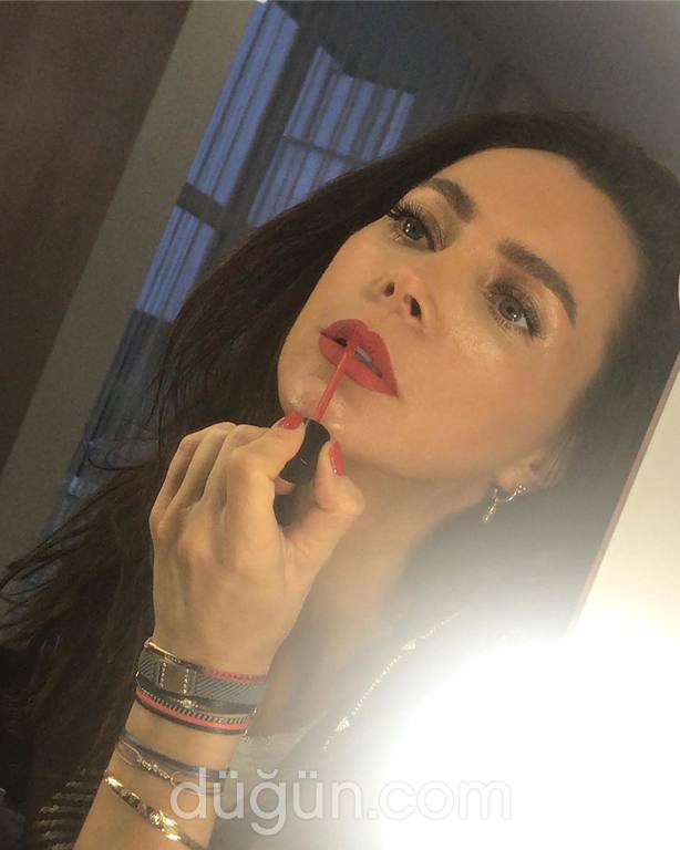 Hair & Makeup Saloon by Özge