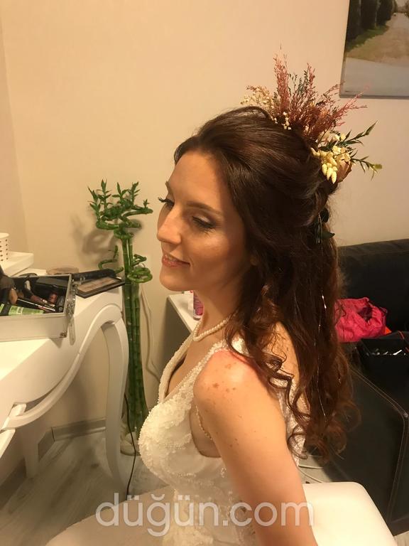 İnci Ünal Hair & Make Up Artist
