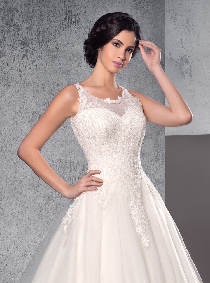 UGB170129  A Kesim Romantik Bisiklet Yaka Gelinlik